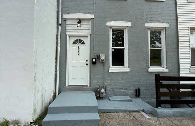 Newly Renovated 4 Bedroom, 2 Full Bath in Pottstown photos photos