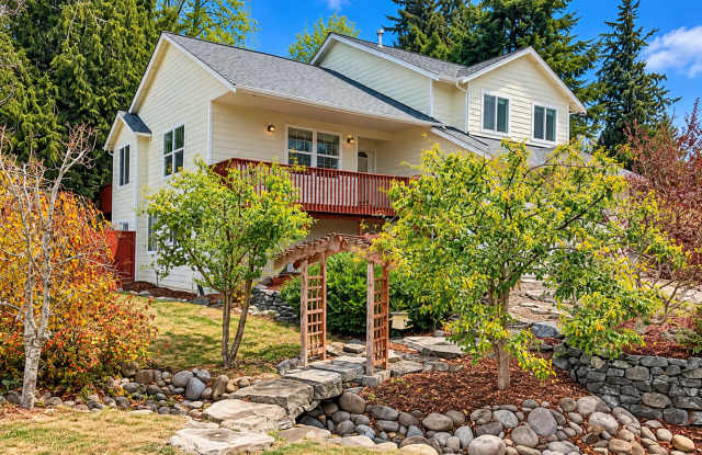 Spacious 3-Bedroom Home in Lake Lawrence Community with Partial Lake View! Gallery 3