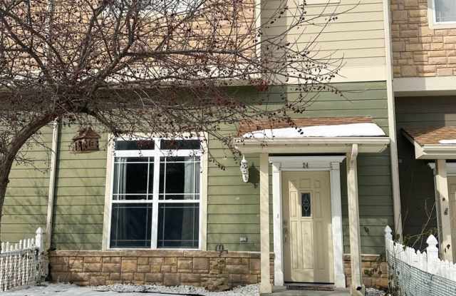 Italian Estates Property Management - 24 Fuller Circle, Junction City, KS 66441