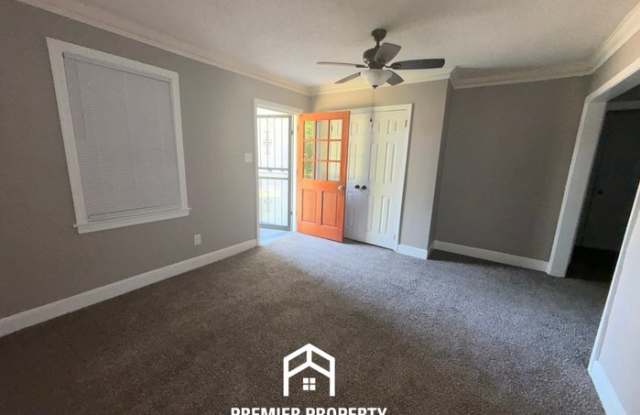 2261 Alameda Cove Gallery 2