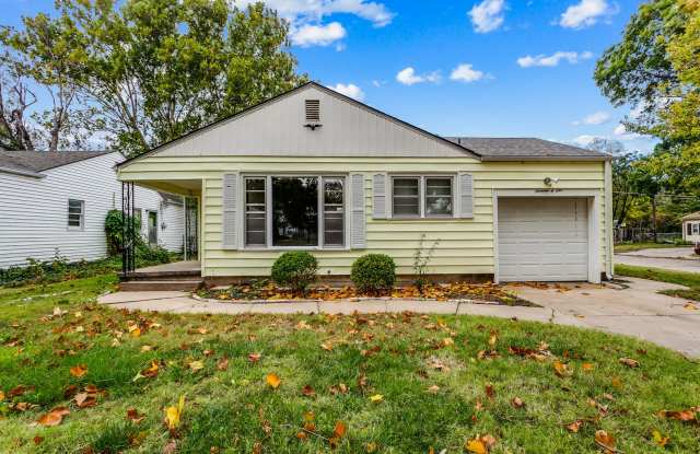 Newly Remodeled 3 Bedroom Home! Gallery 1