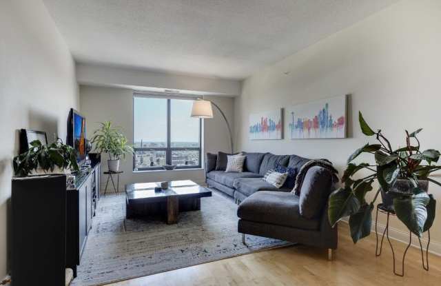 100 3rd Avenue S photos photos