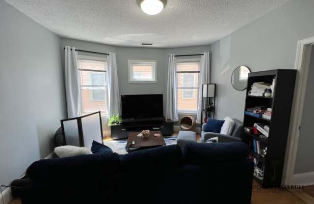 13 Harvard Ter. Gallery 4