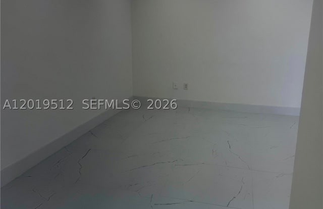 3700 NW 62nd Ave Gallery 3