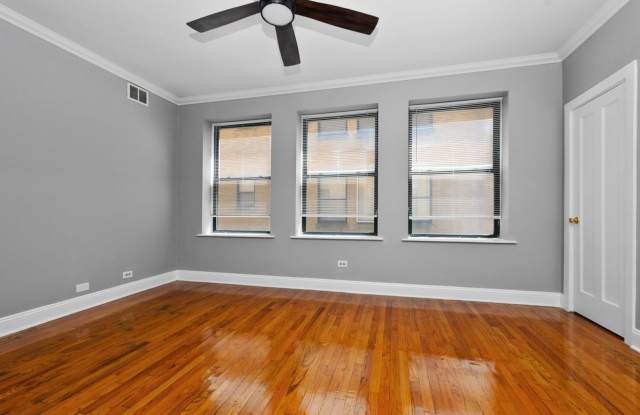 One Bedroom Unit in South Shore Gallery 3