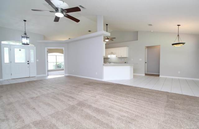 7825 Lola Cir Gallery 3