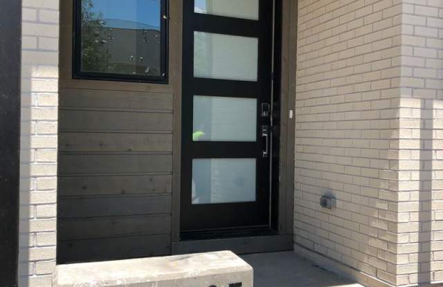 3105 Bluff Street Gallery 2