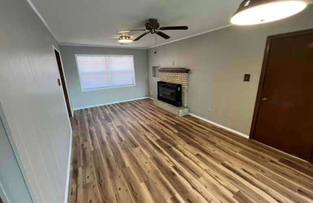 396791 W 1300 Rd Gallery 3
