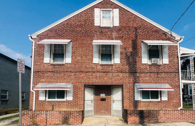 2nd Floor 2 Bedroom Apartment in West York SD - 55 South Adams Street, West York, PA 17404