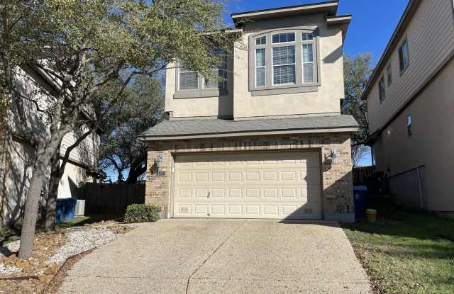 Beautiful Home off Stone Oak Pkwy photos photos