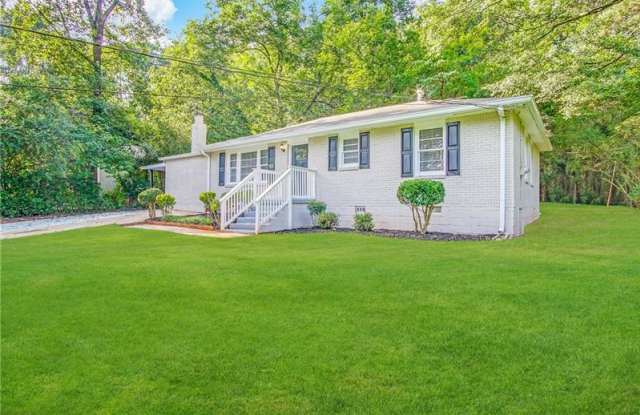 2576 Brentwood Road Gallery 2