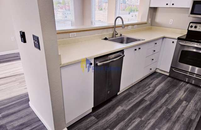 2 Bed 1 Bath Condo with Puget Sound Views - 2824 Grand Avenue, Everett, WA 98201