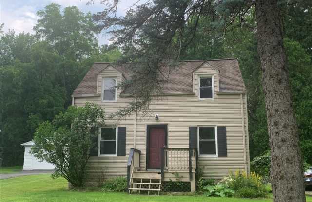 7404 Portage Street - 7404 Portage Street, Solon, OH 44139