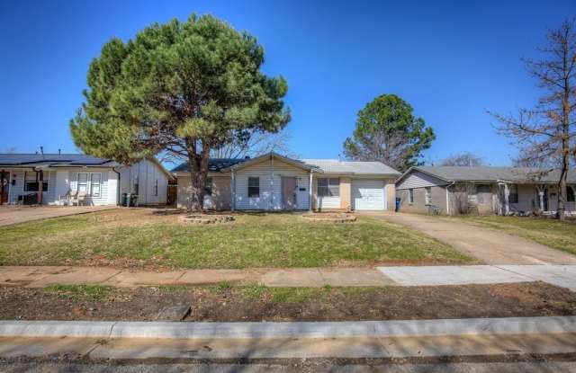 513 Stonewall Drive - 513 Stonewall Drive, Euless, TX 76039
