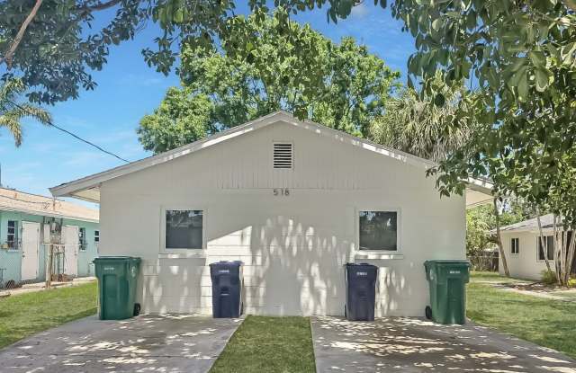 Updated Two Bedroom, One Bath Duplex located Near Downtown Palmetto photos photos