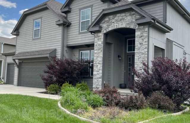 21705 W 46th Ter photos photos