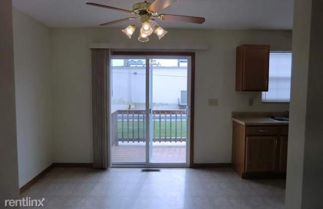 541 Parkside Commons Ct Gallery 4