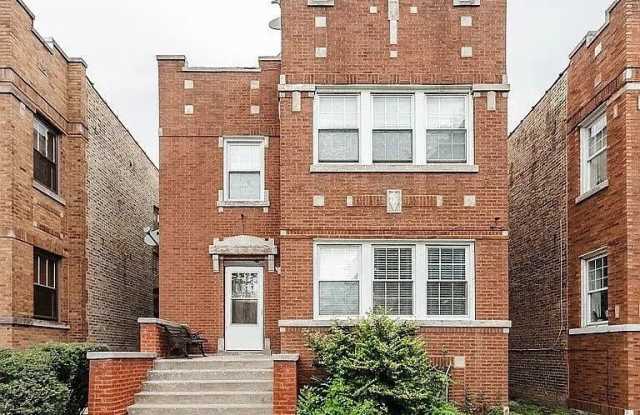 4708 W Altgeld Street Gallery 1