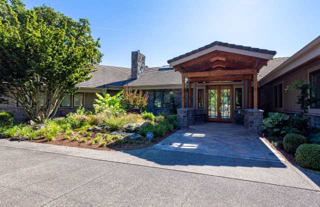 Iconic West Linn Estate – Riverfront Luxury, Movie History  Total Privacy! photos photos