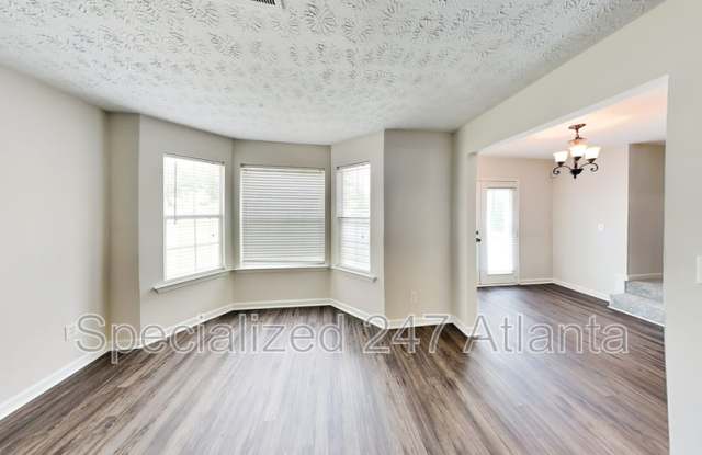 1597 Beech Grove Dr Gallery 4