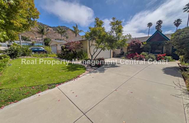 AVAILABLE NOW - Beautiful Furnished Shell Beach Home - 3 Bed / 2 Bath - 117 Paddock Avenue, Pismo Beach, CA 93449