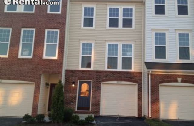 25137 Cypress Mill Ter - 25137 Cypress Mill Terrace, Stone Ridge, VA 20105