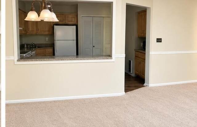 10 Lexington Court Gallery 3