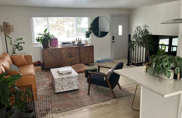 312 S Hudson St photos photos
