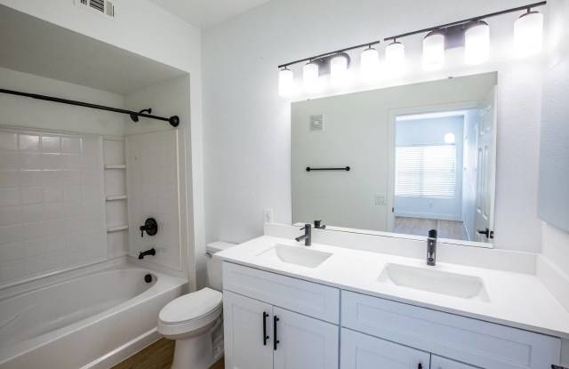 Colton Apartments Gallery 3