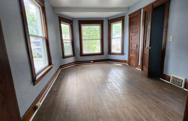 Upper 2 bedroom unit photos photos