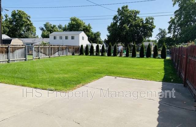 302 Bernard Ave photos photos