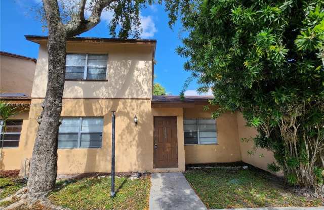 7043 W Sunrise Blvd photos photos