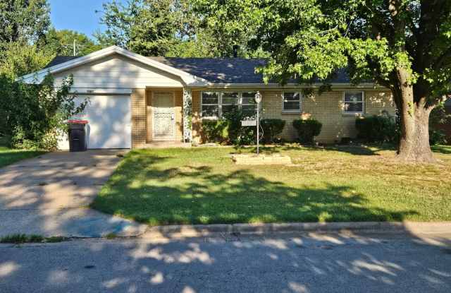 North Springfield 2 Bedroom Gallery 1