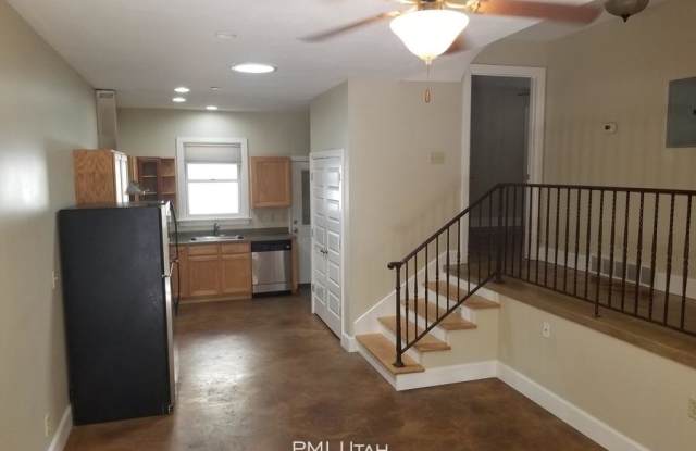 775 E 200 S Gallery 3