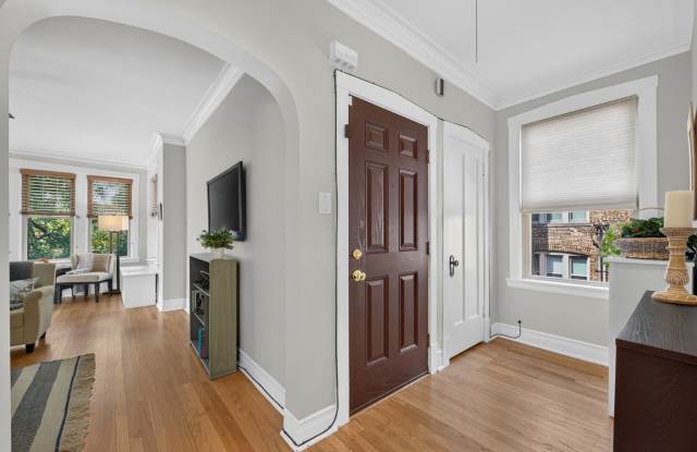 414 S Harvey Avenue Gallery 3