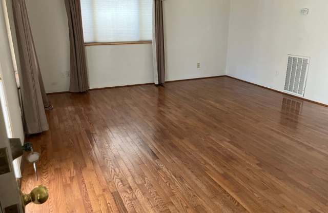 2 BEDROOM, 2 BATH CONDO FOR RENT - 588 Northwest Buddy Lane, Grants Pass, OR 97526 2 BEDROOM, 2 BATH CONDO FOR RENT - 588 Northwest Buddy Lane, Grants Pass, OR 97526