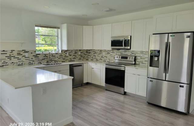 13220 SW 99th Pl Gallery 4