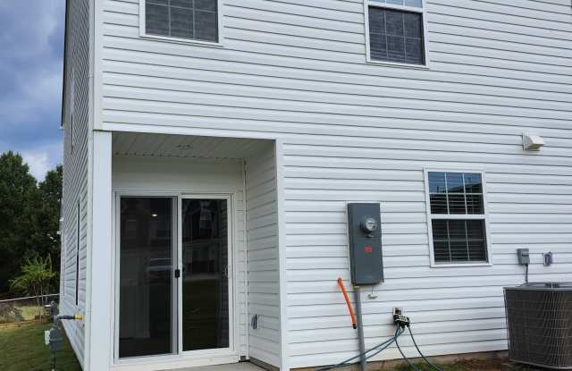 708 Peyden Lane Gallery 3