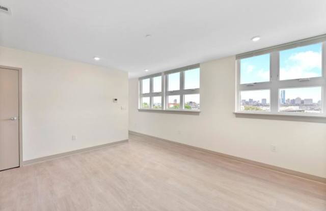 400 Dorchester Gallery 4