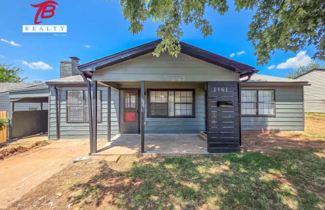 Charming and Newly Renovated 4-Bedroom Home in Oklahoma City photos photos
