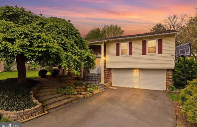 3174 KIRKWELL Place Gallery 1