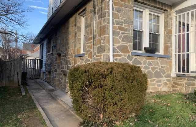 1507 Gallatin St NW Unit B Gallery 4