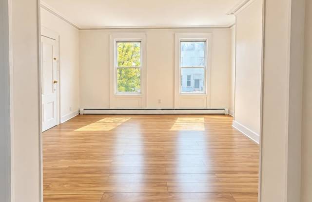 60 LAIDLAW AVE Gallery 3