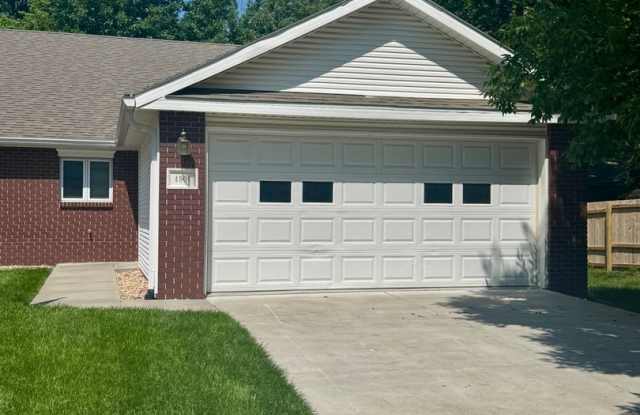 55+ Community - 2 bed, 2 bath Townhouse in South Lincoln photos photos