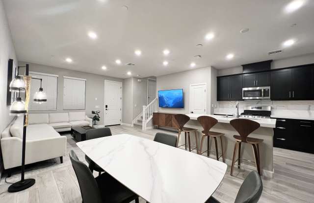 1096 Delpy View Point Gallery 4
