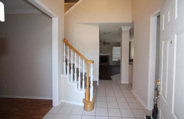 4137 Heritage Way Drive Gallery 3