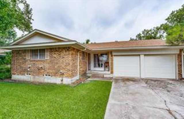 6706 Flamingo photos photos