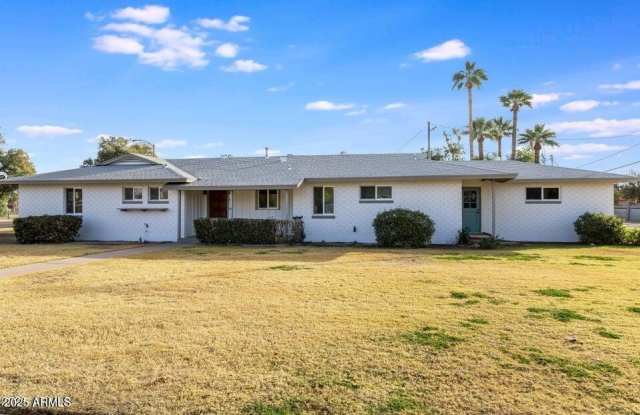 1905 W Cambridge Avenue - 1905 West Cambridge Avenue, Phoenix, AZ 85009