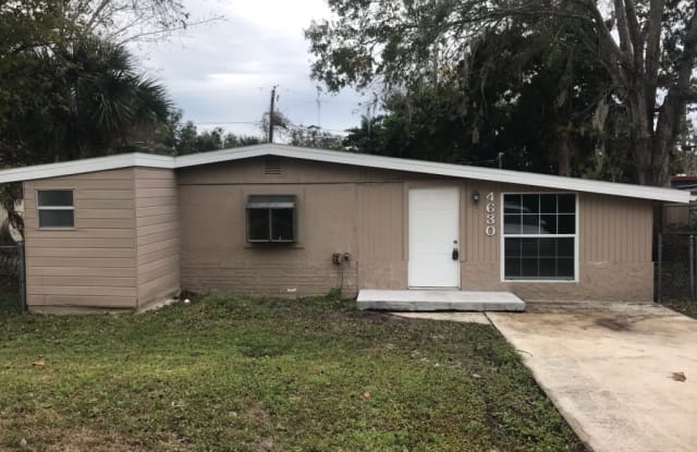 4630 Trouble Creek Road - 4630 Trouble Creek Road, Beacon Square, FL 34652