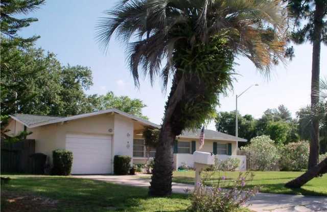 1784 THAMES STREET - 1784 Thames Street, Clearwater, FL 33755